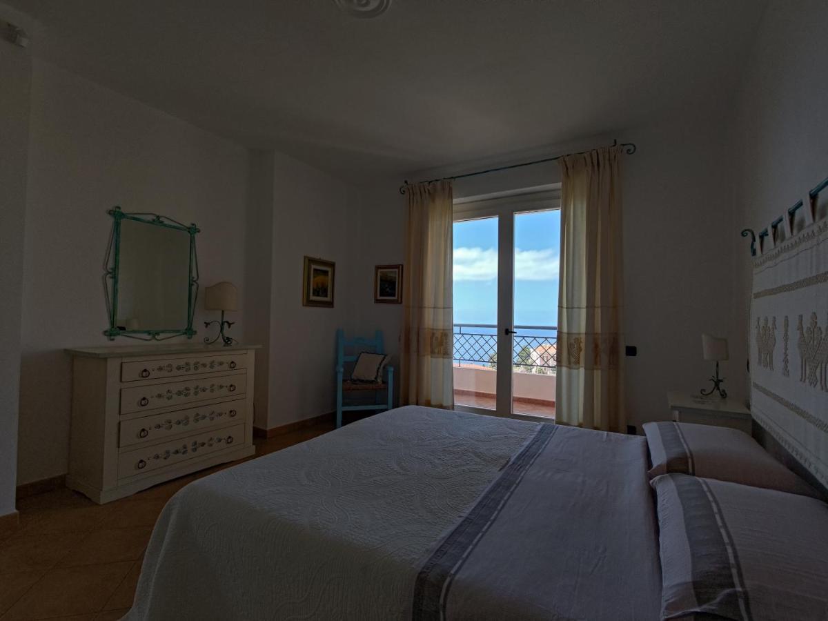 Splendida Vista Sul Mare Apartment Nebida ภายนอก รูปภาพ